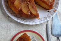 Pear Upside-Down Cake Without Eggs: Moist, Simple Recipe