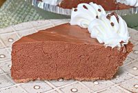 No-Bake Chocolate Truffle Pie Recipe: Creamy Decadent Dessert