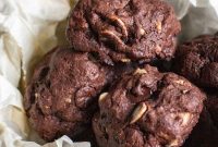 Almond Chocolate Chip Cookies Recipe for Crispy, Chewy Perfection