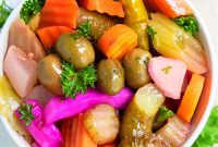 One-Pot Quick Pickled Vegetables for Crispy, Tangy Snacks