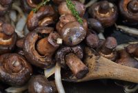 Garlic Thyme Smoked Mushrooms Recipe for Rich, Savory Flavor