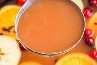 Slow Cooker Holiday Wassail: Warm Spiced Apple Punch Recipe