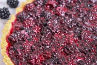 Classic Blackberry Tart Recipe: Flaky Crust & Juicy Filling