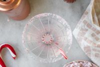 How to Make a Refreshing Peppermint Martini Recipe