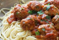 How to Cook Frozen Meatballs with Classic Italian Sauce
