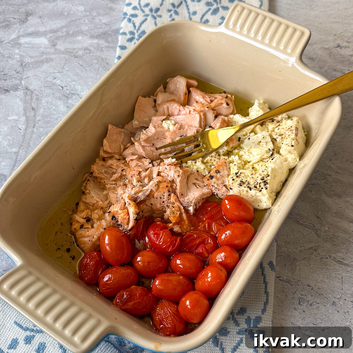 Baked Salmon and Feta Pasta with Cherry Tomatoes 5 salmon feta pasta