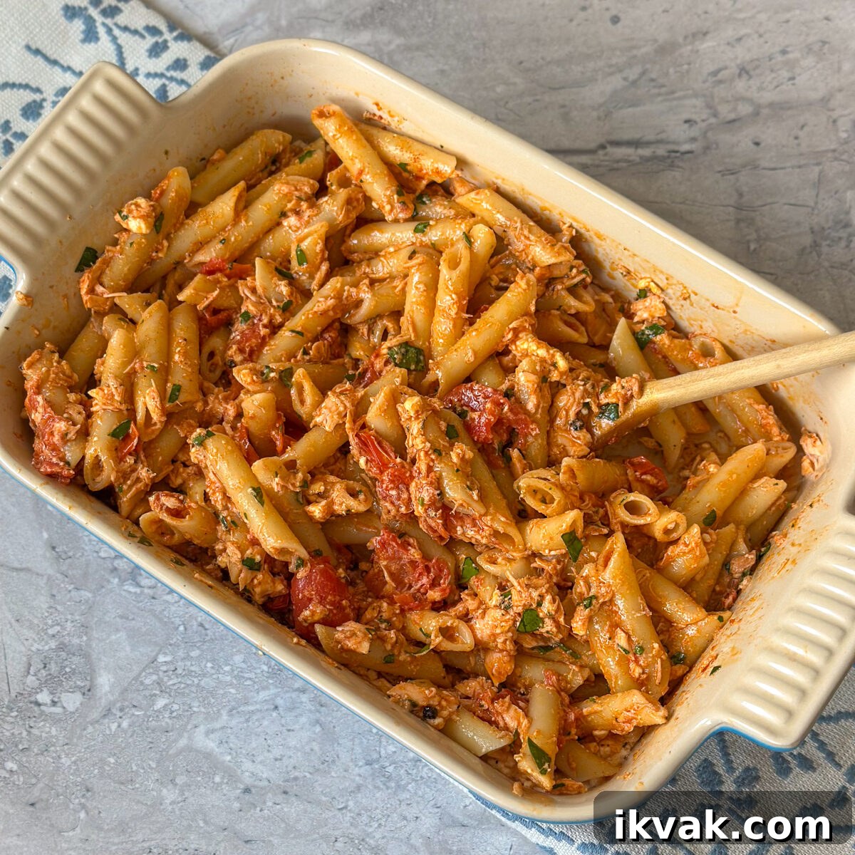 Baked Salmon and Feta Pasta with Cherry Tomatoes 6 salmon feta pasta