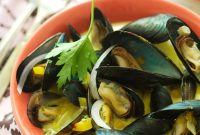 Saffron-Braised Mussels (Moules au Safran)