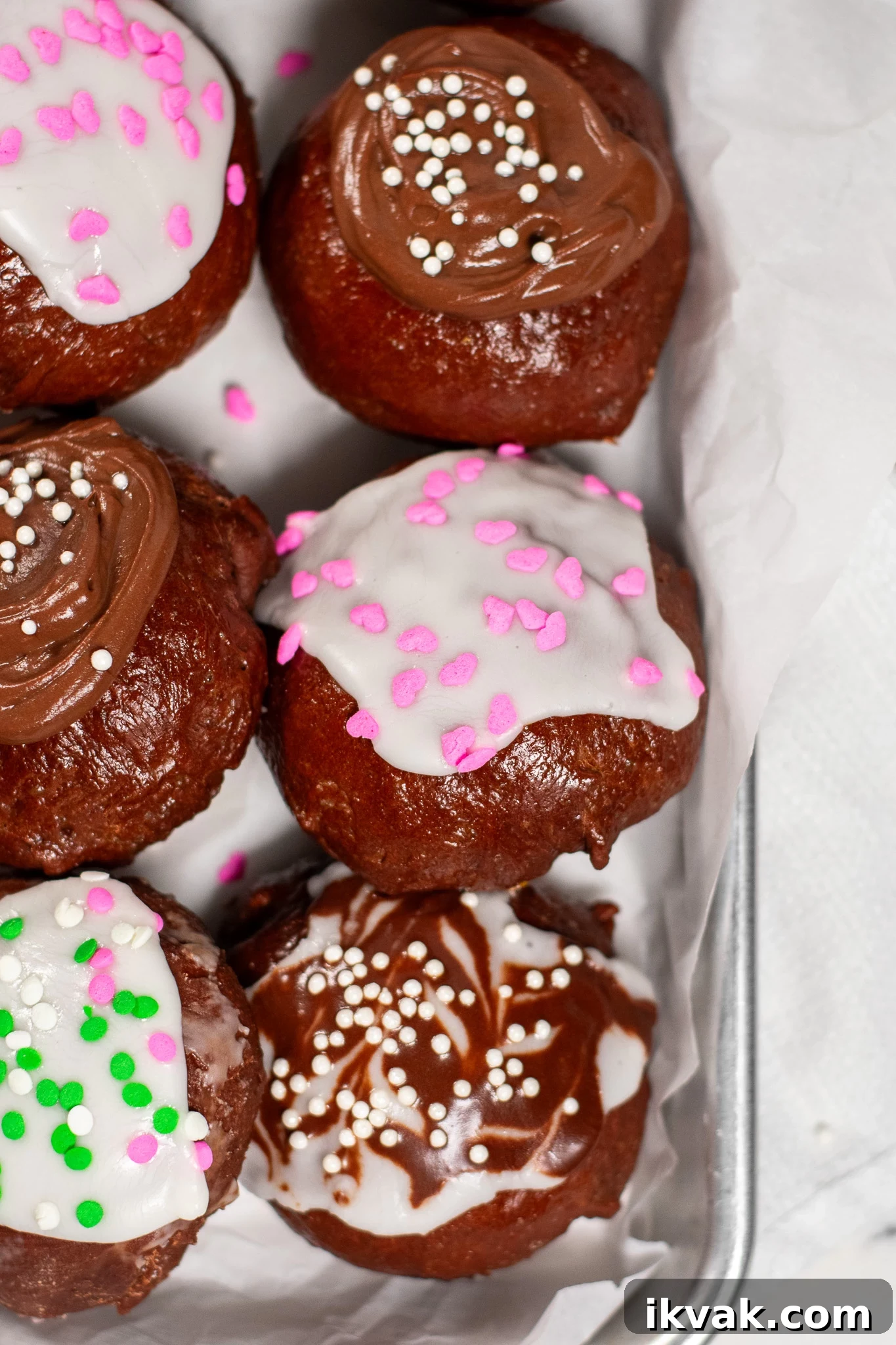 Chocolate Fastelavnsboller: How to Make Danish Carnival Buns 3 Chocolate pastry cream filled chocolate buns topped with pastry cream or icing.