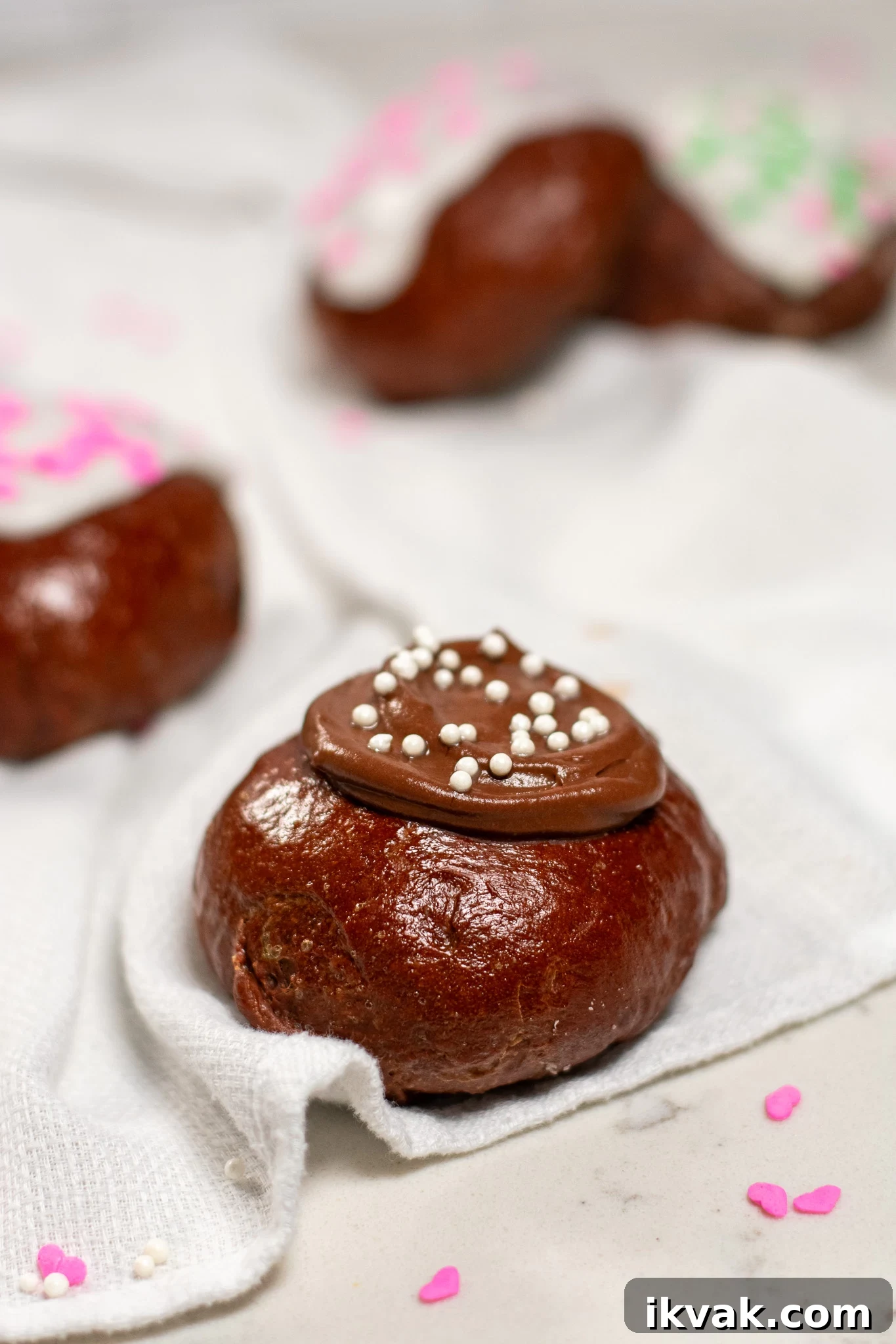 Chocolate Fastelavnsboller: How to Make Danish Carnival Buns 6 Chocolate pastry cream filled chocolate buns topped with pastry cream or icing.