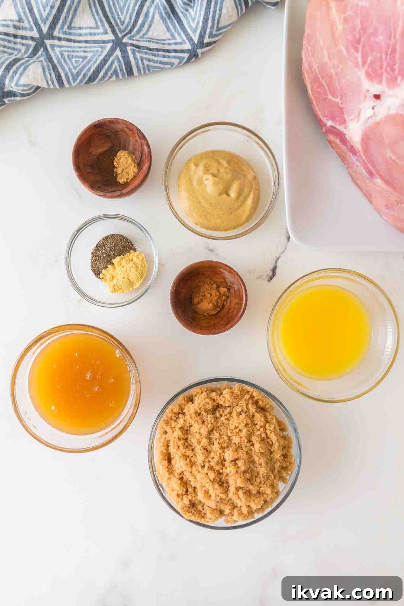 Honey-Baked Ham with Brown Sugar Glaze Recipe 3 Glazed Ham Ingredients: brown sugar, orange juice, honey, mustard, cinnamon, pepper, ginger, and cloves. Hostess At Heart