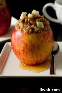 Apple Steel-Cut Oatmeal Recipe with Cinnamon and Maple 2 img 1984 1