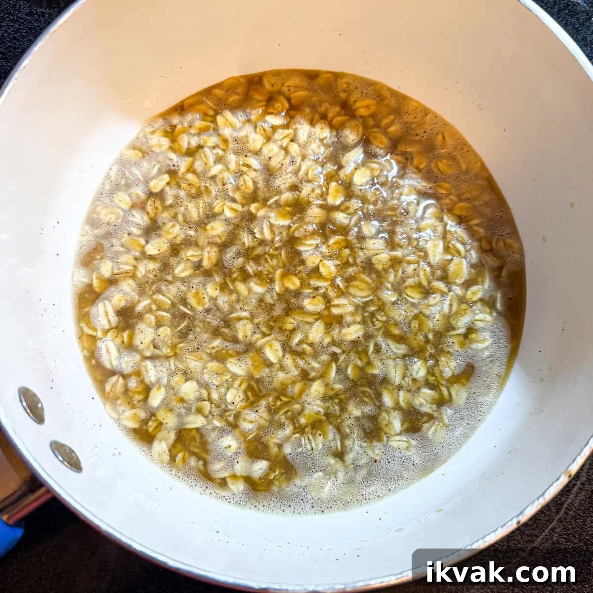 Savory Vegetable Oats Recipe for a Hearty Breakfast or Meal 5 veg oats