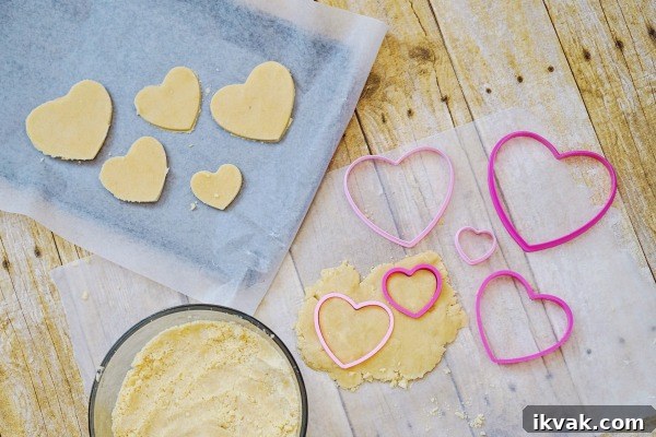 Heart-Shaped Cutout Cookies: Valentines Sugar Cookie Recipe 4 img 24751 3