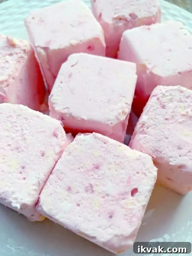 strawberry cream cheese fat bombs