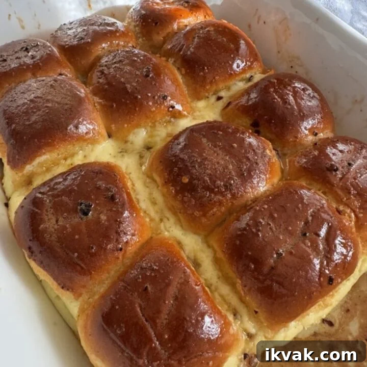 Hot Honey and Garlic Cream Cheese Baked Hawaiian Rolls