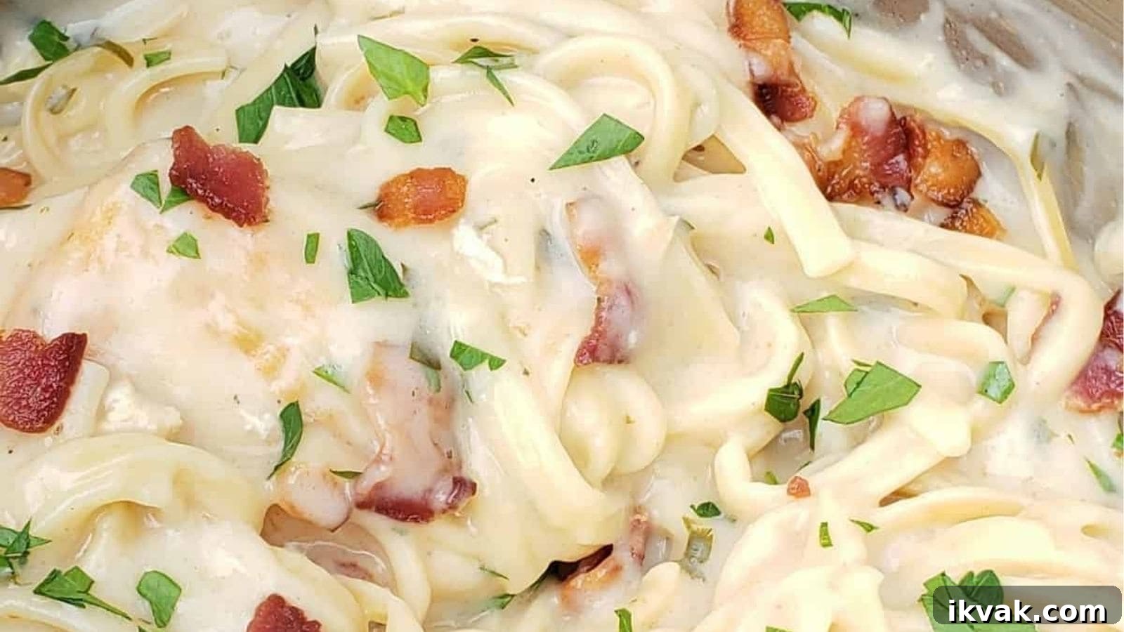 Instant Pot Chicken Bacon Ranch Alfredo