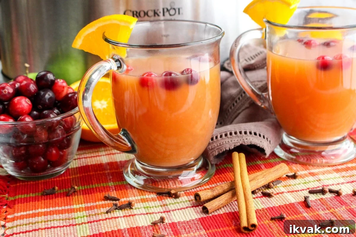 wassail in mugs