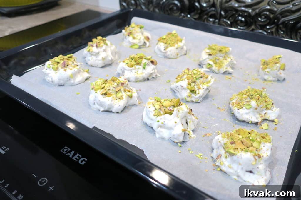 SUGAR FREE MERINGUE COOKIES - NIGELLA'S MEROOKIES