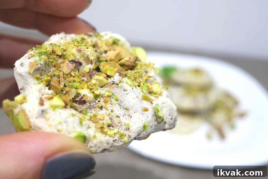 SUGAR FREE MERINGUE COOKIES - NIGELLA'S MEROOKIES