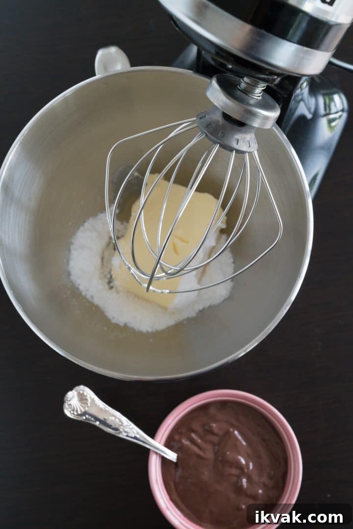 Authentic German Buttercream Recipe for Smooth, Silky Frosting 5 german buttercream Instructions Step 2