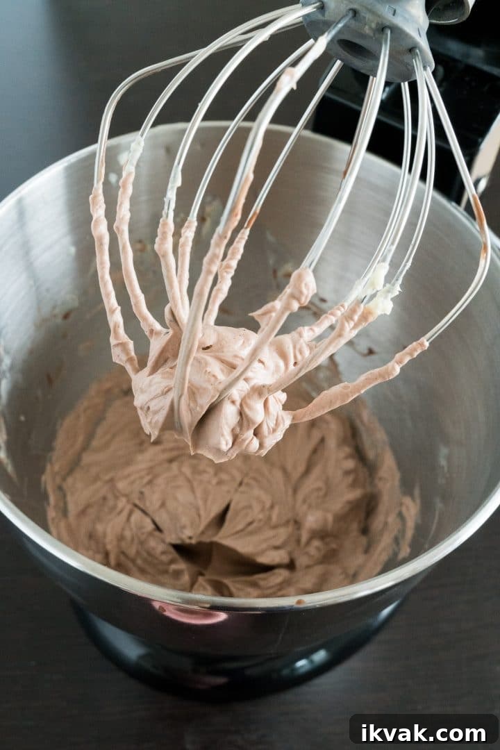 Authentic German Buttercream Recipe for Smooth, Silky Frosting 9 buttercream icing made with pudding