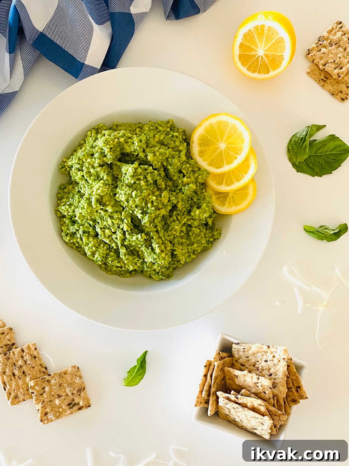 cashew pesto recipe with lemons and crackers