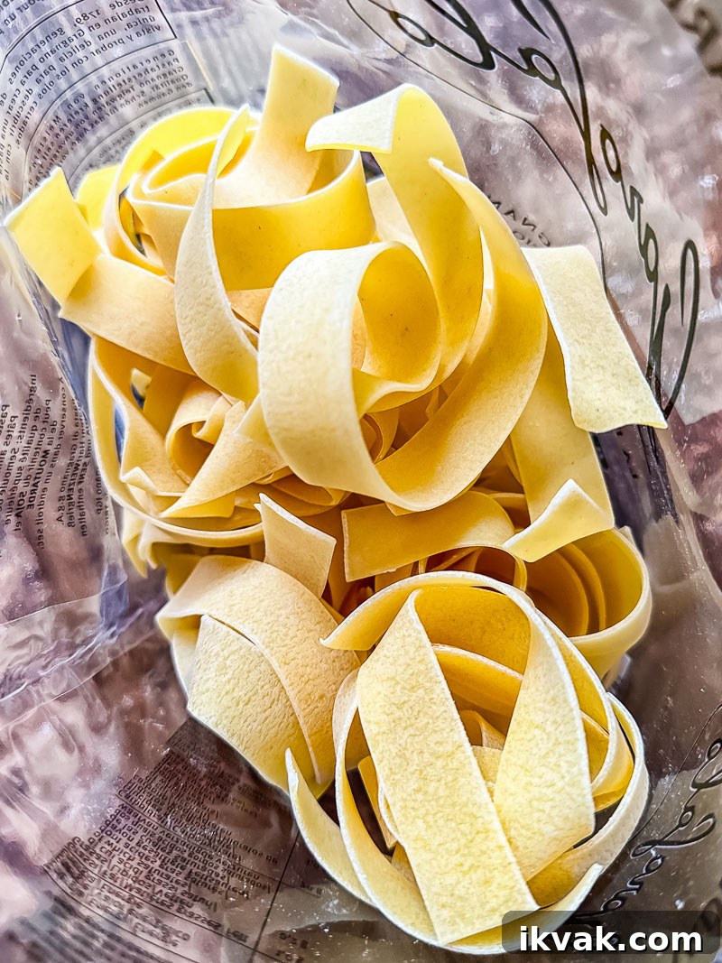 dried pappardelle pasta in a bag