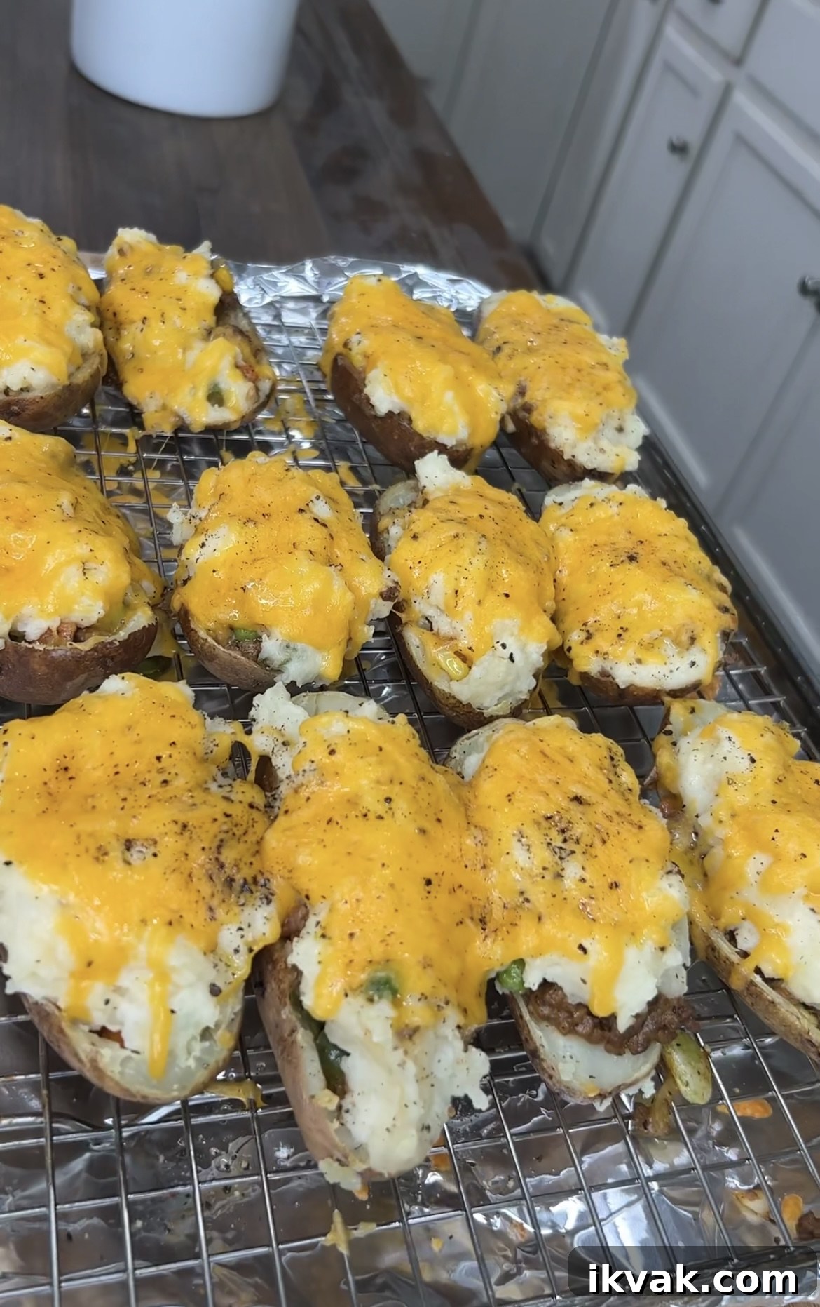 Shepherd's Pie Stuffed Twice-Baked Potatoes 31 img 7304 30