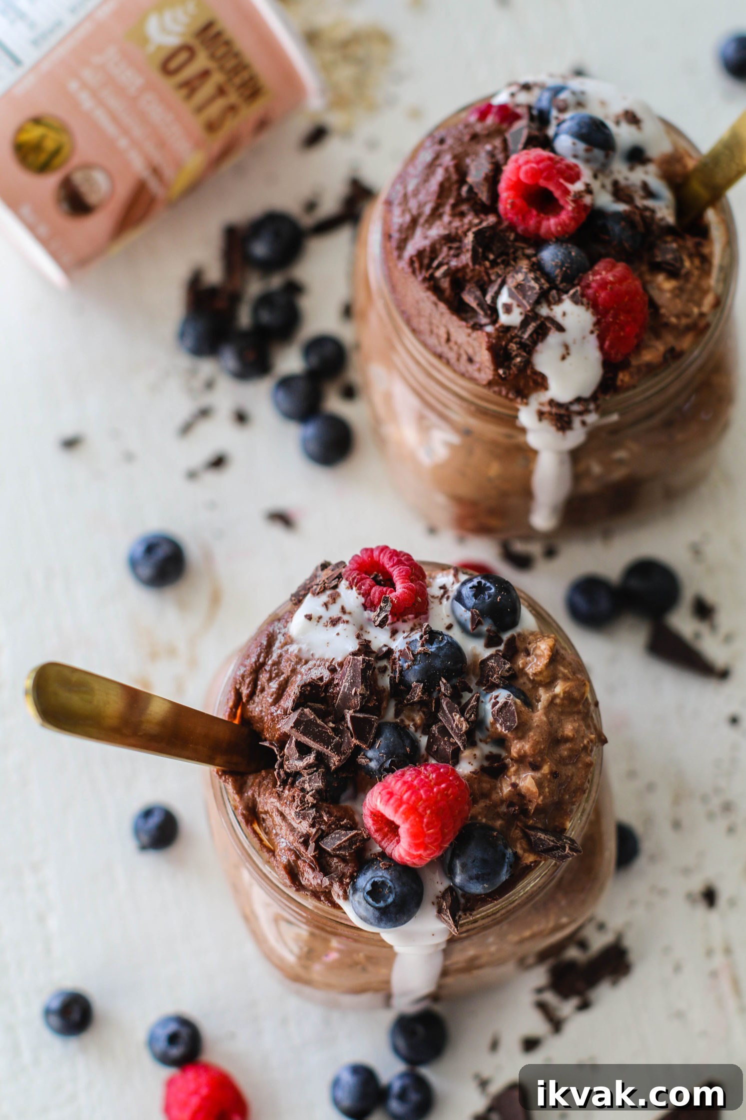 Hot Chocolate Overnight Oats Recipe for Chocolate Breakfast 4 Hot Chocolate Overnight Oats served in mason jars by Flora & Vino