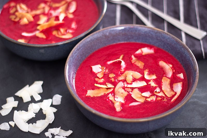 Spicy coconut beetroot soup