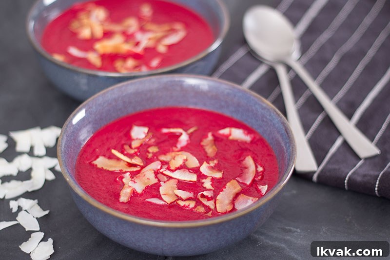 Spicy coconut beetroot soup