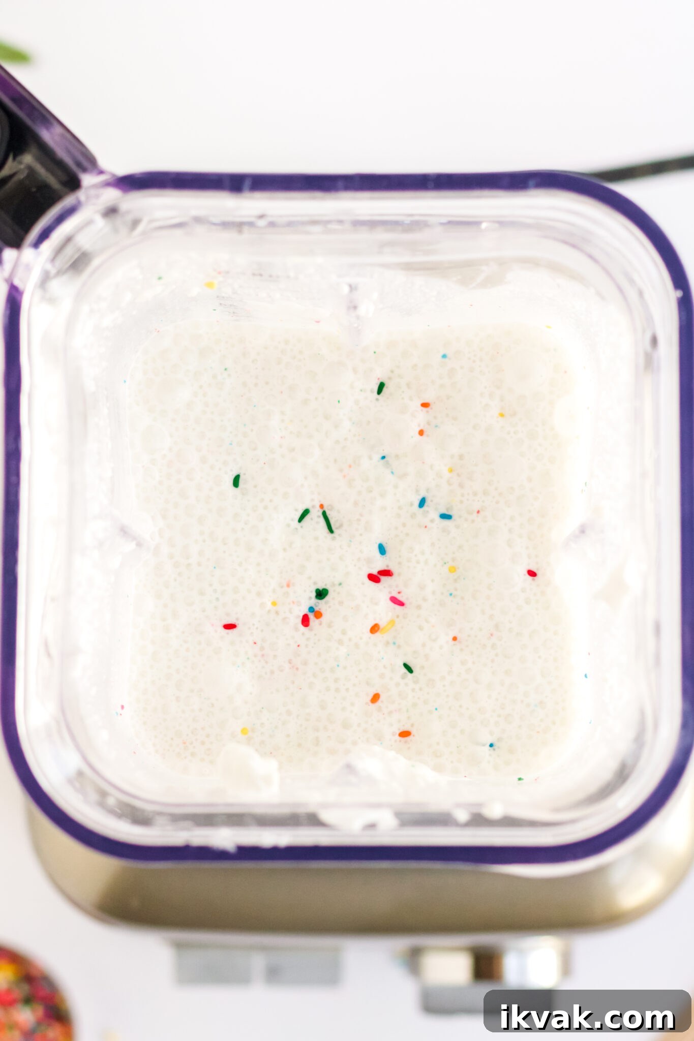 Funfetti Cake Batter Popsicles Recipe: Homemade Party Treat 5 cake mix popsicles mixture in blender
