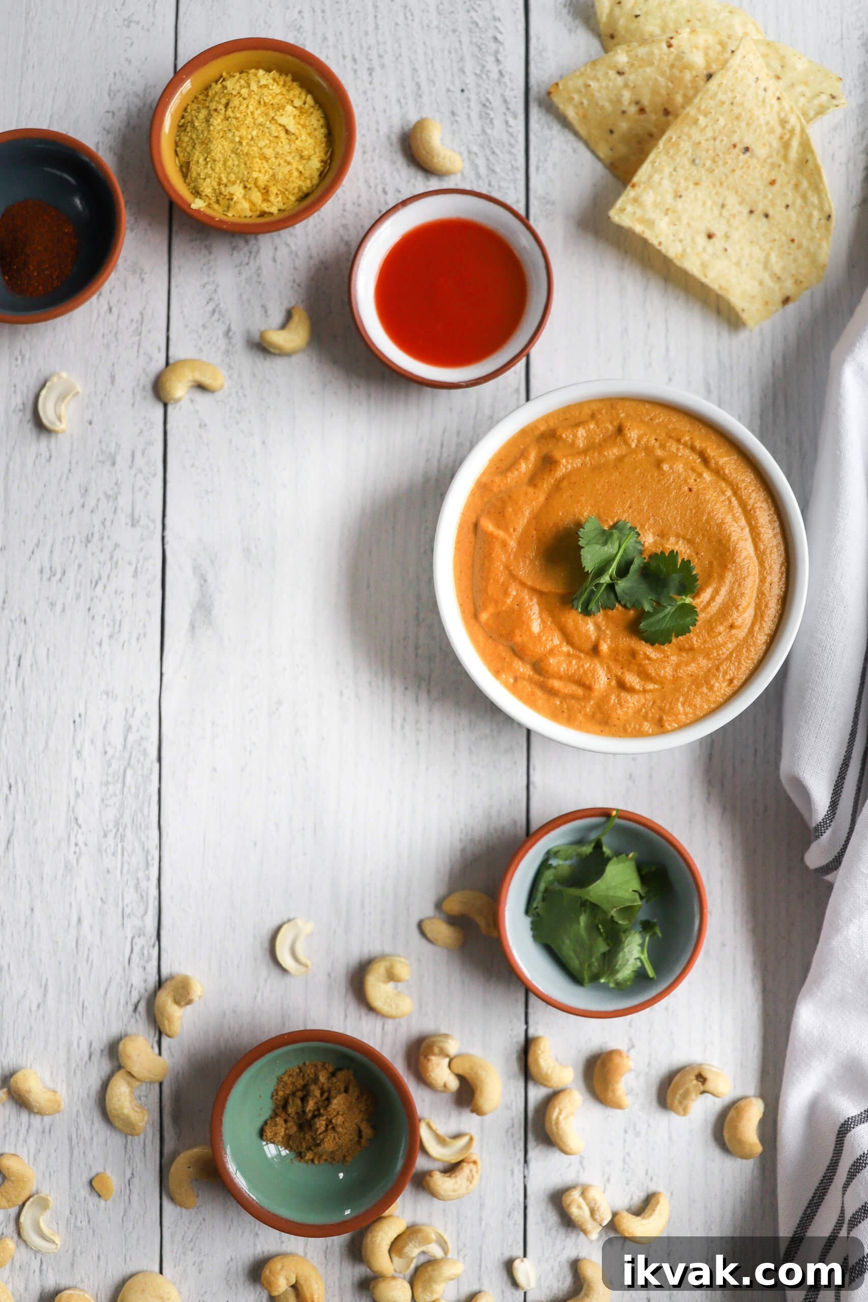 5-Minute Vegan Queso Dip