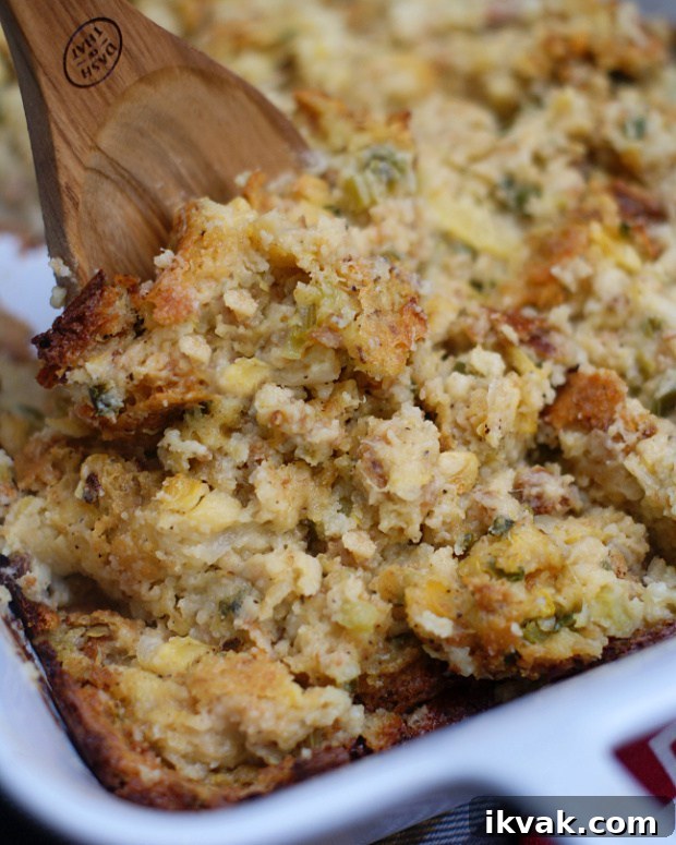 Thanksgiving Monday Coffee Break: Cozy Recipes and Tips 5 Cornbread & Squash Dressing