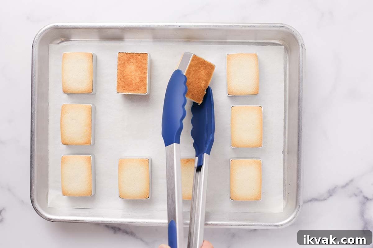 Baked pineapple tarts