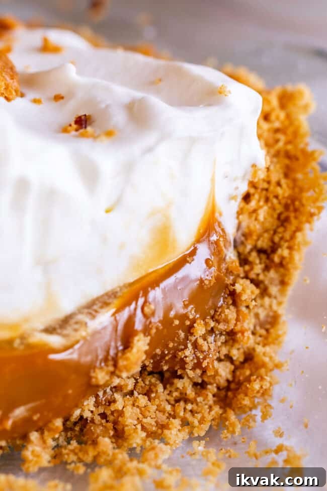 Dulce de Leche Cream Pie with Pecan-Graham Crumble dulce de leche pie